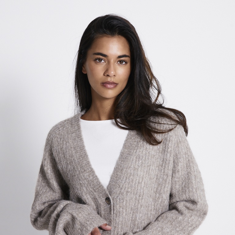 V-neck knit cardigan "Dorotea" Beige